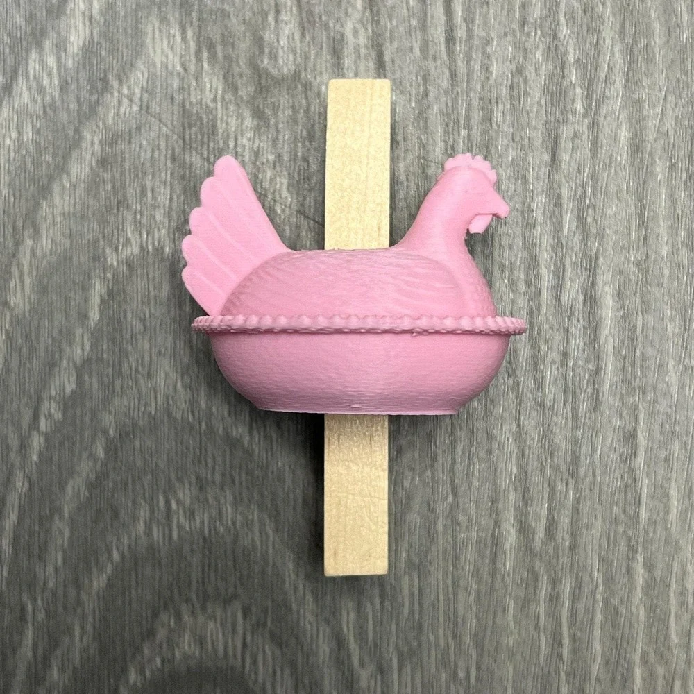 Set of 5 Farmhouse Hen Chicken HON Magnet Photo Chip Clips 3D Printed Clothespin